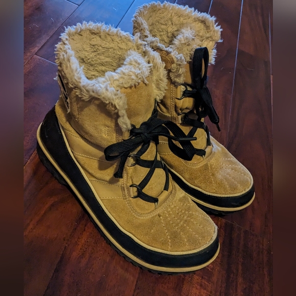 Sorel Boots - Picture 2 of 3